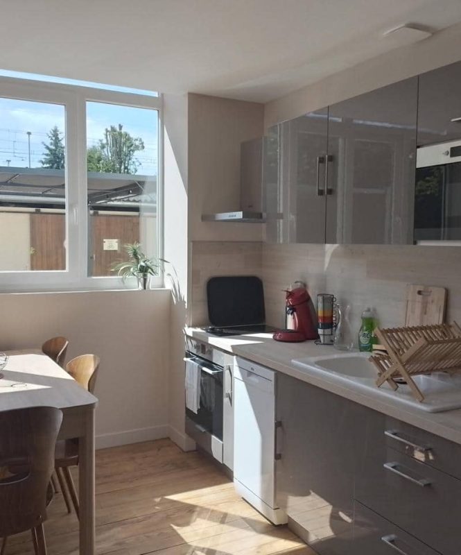 1b77b793-91cc-4ae8-b990-07978360e882